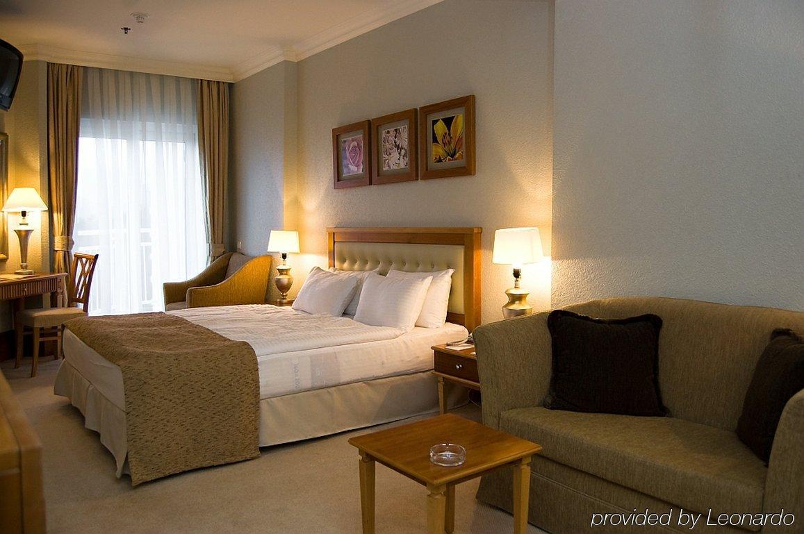 Rixos-Prykarpattya Resort Truskavets Bilik gambar